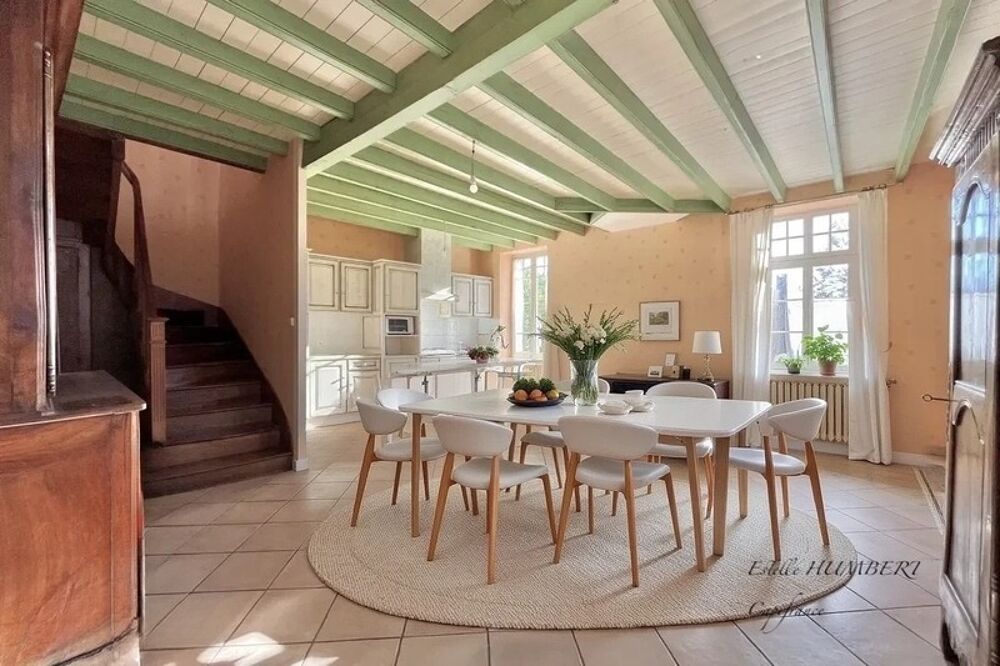 Maison et atelier/garage de 131+35m² à Vouvant