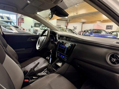 Auris 1.3 vvt-i 100ch 2017 occasion 59700 Marcq-en-Barœul