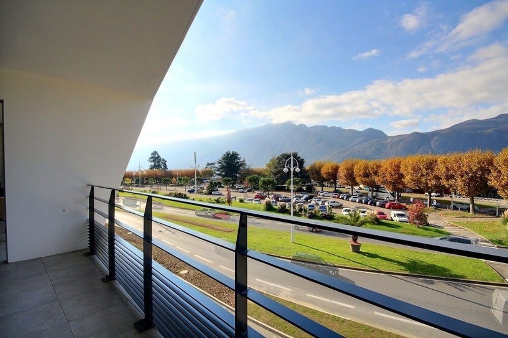 Vente Appartement AIX LES BAINS (73) Lac du Bourget à pied – Élégant T3 récent avec terrasse et aperçu lac Aix les bains