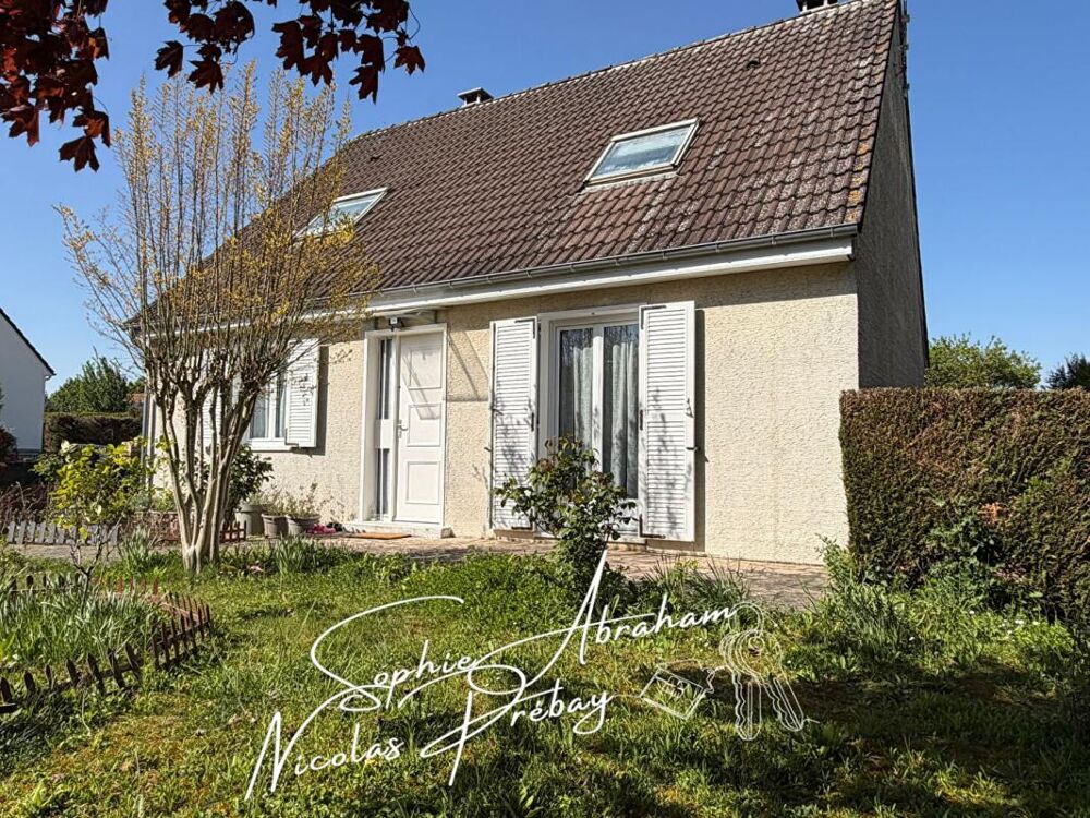Vente Maison Maison individuelle avec 4 chambres, sous-sol et jardin Janville en beauce