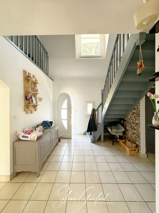  Maison  vendre 7 pices 143 m