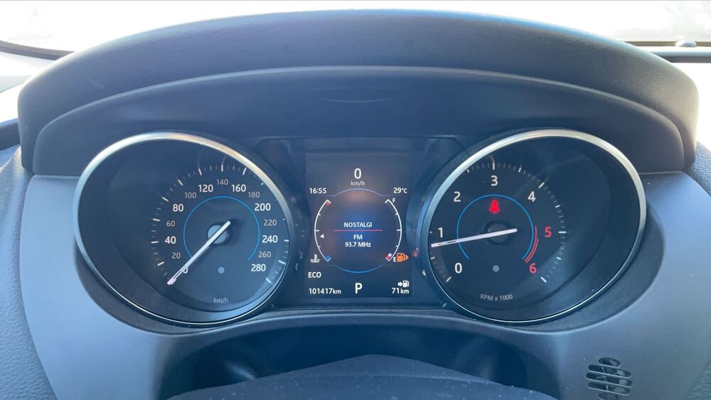F-PACE 2.0 D 180 AWD BVA8 Portfolio - 5 places Automatique 2017 occasion 13001 Marseille