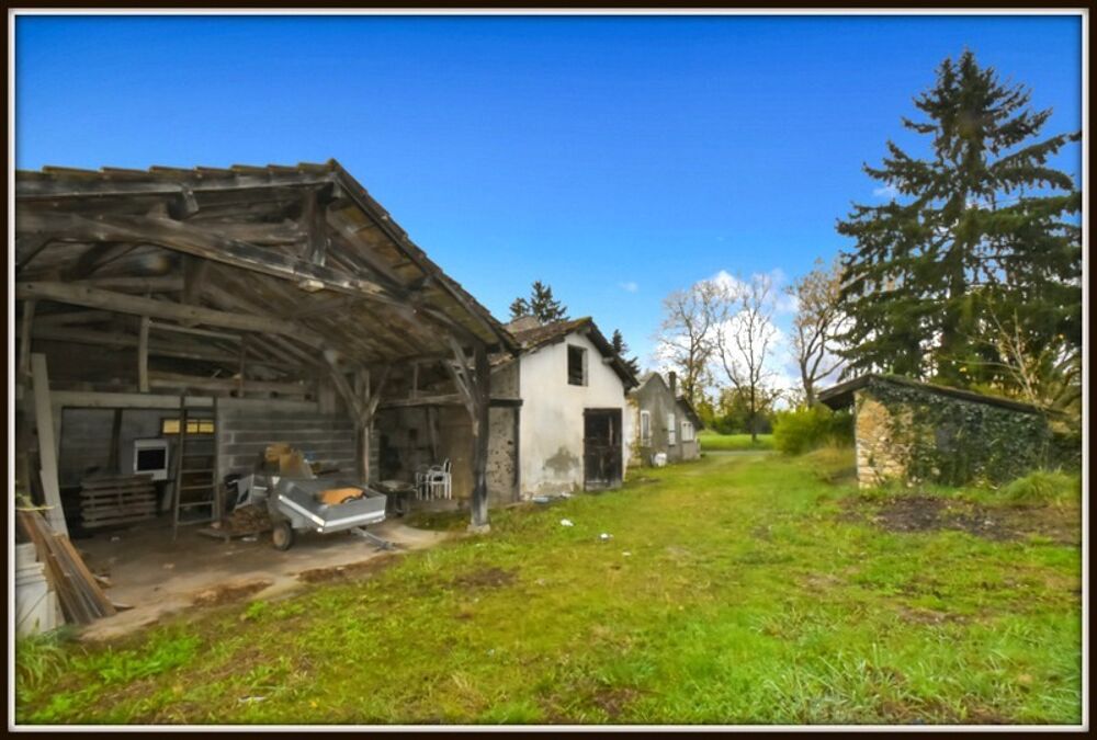 PROCHE PEYREHORADE ( 10 mn côté EST ) - CORPS DE FERME 265 m2 + DEPENDANCES 80 m2