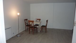  Appartement à louer 1 pièce 35 m²