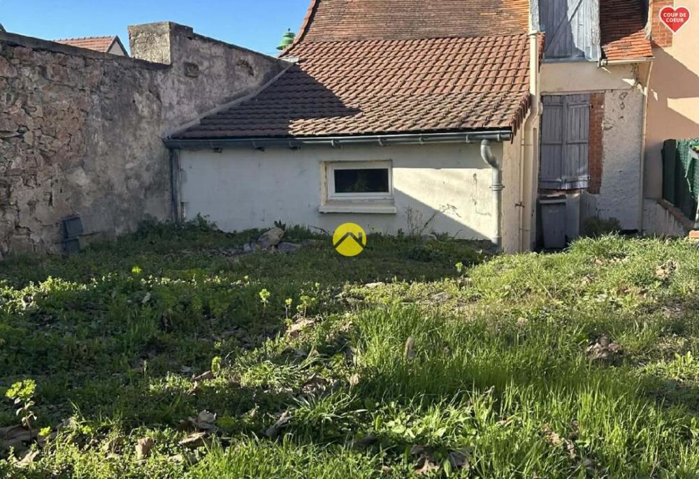 Maison 3 pièces 45 m² · à Montmarault · 45 m² · 39 500 €
