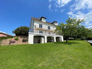  Maison � vendre 9 pi�ces 240 m�