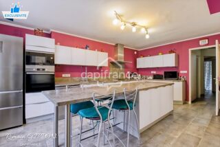  Maison � vendre 9 pi�ces 212 m�