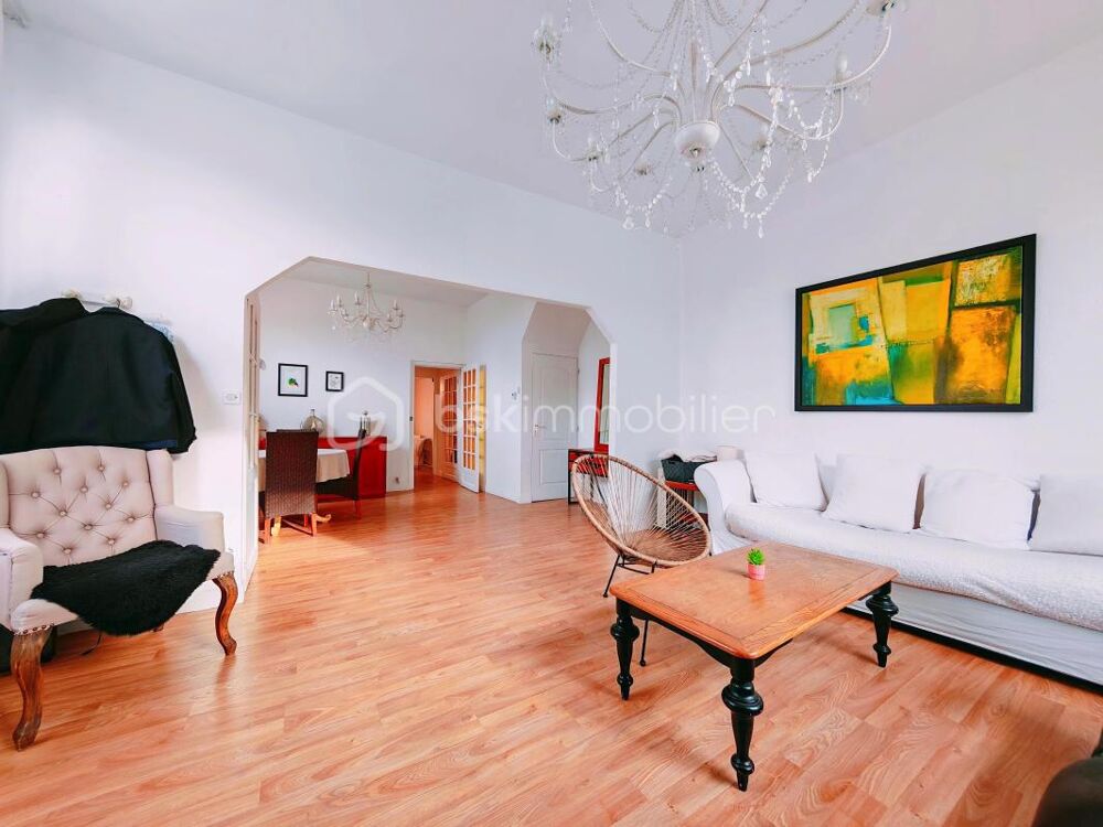 MAISON INDIVIDUELLE / LUMINEUSE / 4 CHAMBRES / GARAGE / STATIONNEMENT PRIVATIF