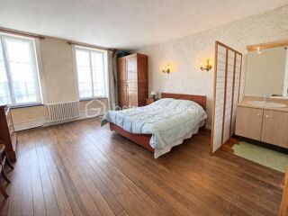  Maison � vendre 8 pi�ces 216 m�