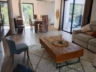  Maison � vendre 8 pi�ces 180 m�