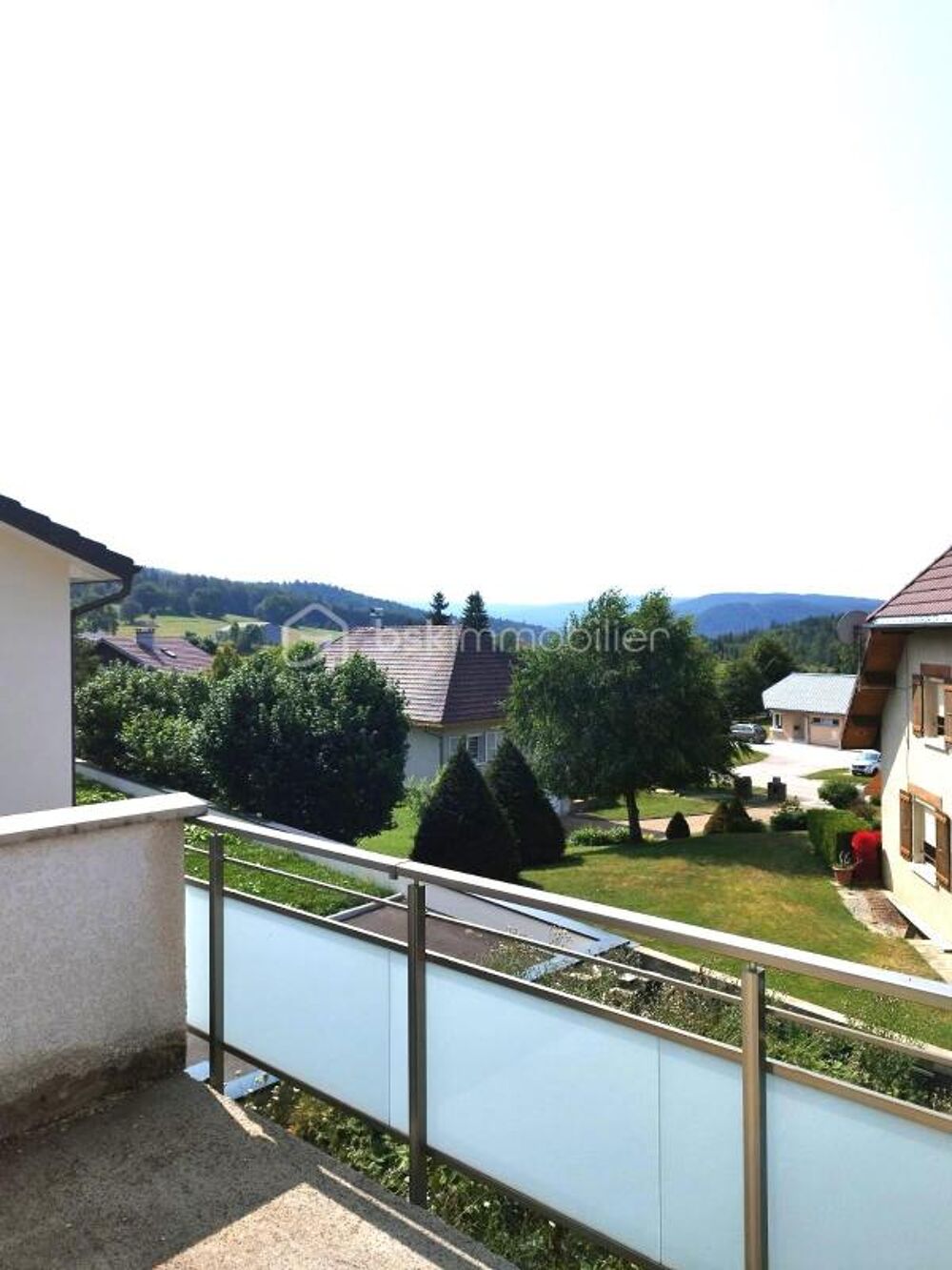 Maison neuve à terminer  135 m² habitables + 113 m² de sous-sol  Quartier recherché des Marais