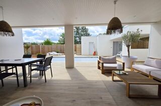  Maison à vendre 8 pièces 220 m²