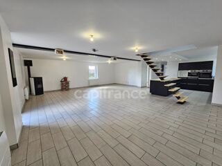  Maison � vendre 5 pi�ces 205 m�