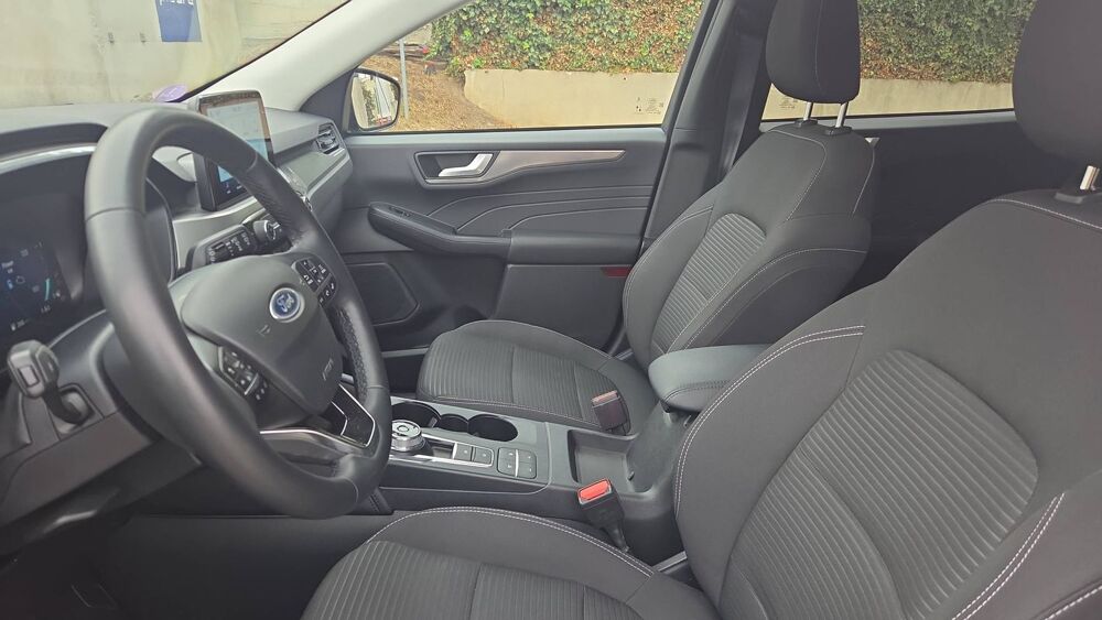 Kuga 2.5 Duratec 190 Flexifuel Hybrid CVT Titanium - Automatique 2023 occasion 78000 Versailles