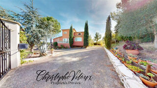  Villa � vendre 6 pi�ces 220 m�