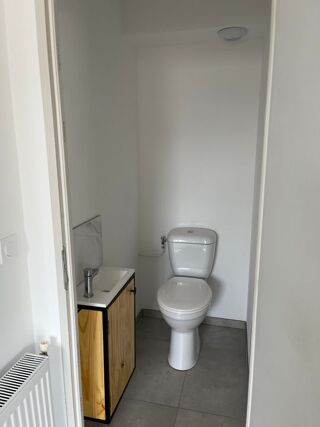  Maison à louer 3 pièces 90 m²