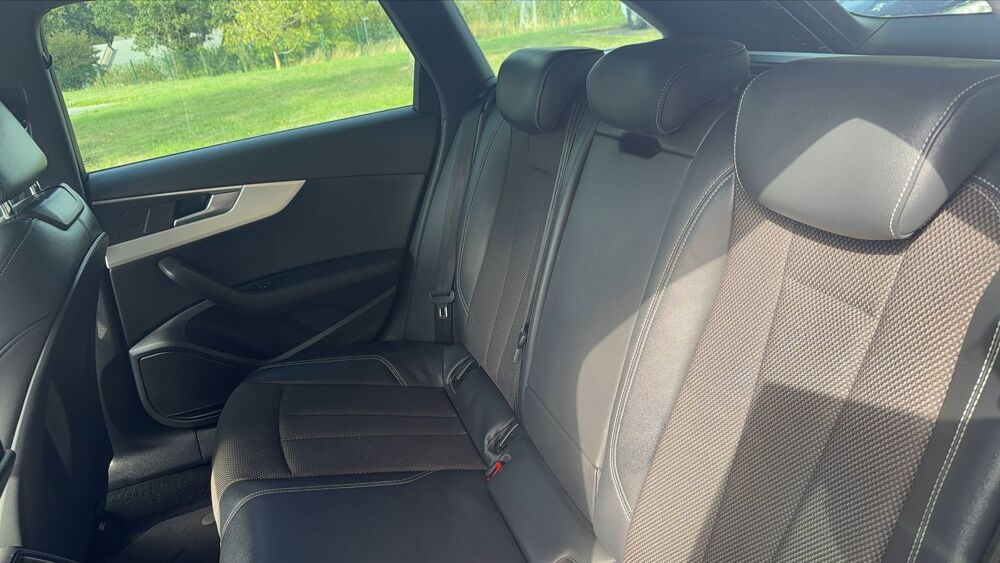 A4 3.0 TDI 218 S-Tronic 7 S line 2017 occasion 53000 Laval