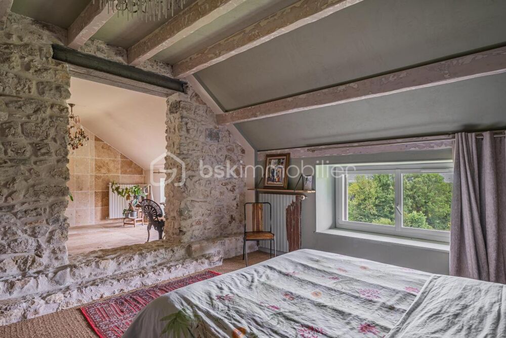 Maison de caractère de 250 m² avec 3 gîtes indépendants à fort potentiel touristique