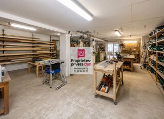  Remise / Grange à vendre 7 pièces 600 m²