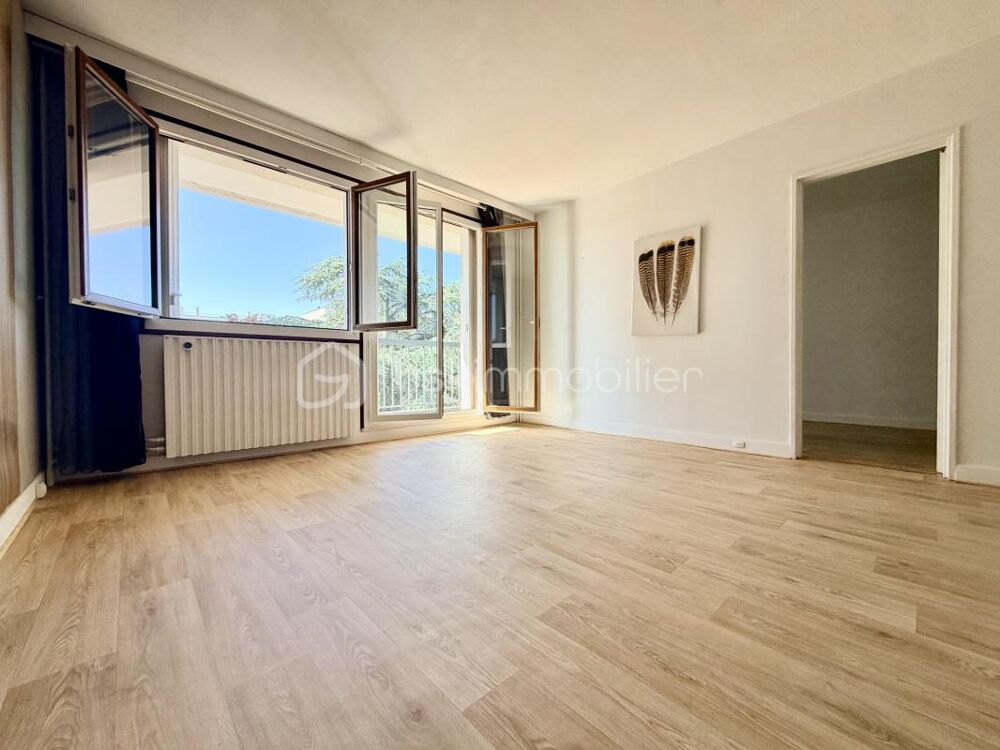 Vente Appartement APPARTEMENT 2 PIÈCES - 50 M2 - REFAIT A NEUF Corbeil essonnes