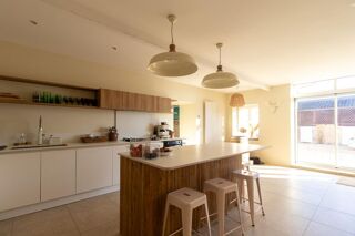  Maison à vendre 10 pièces 254 m²