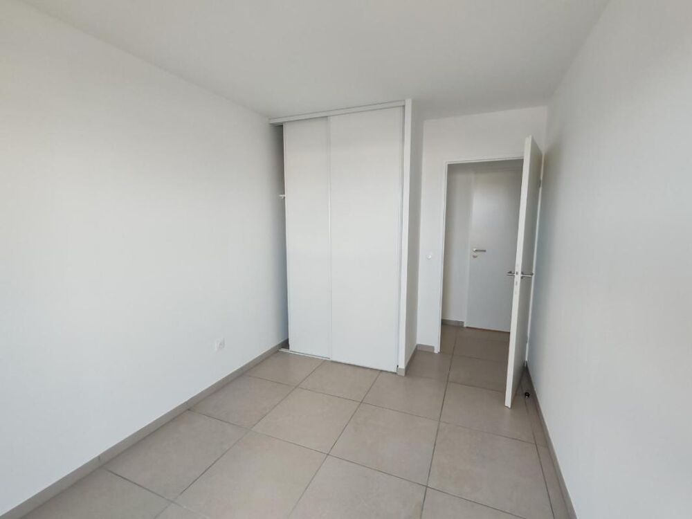 T3 avec balcon et parking à AGDE