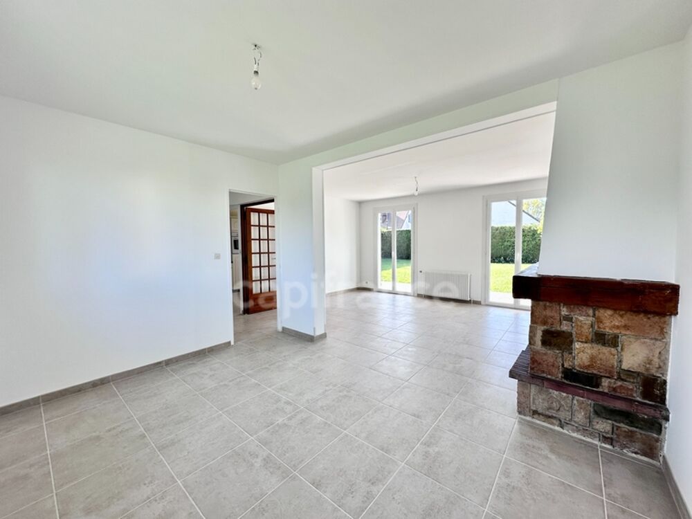 Maison traditionnelle à La Saussaye (27370)  Vallée de lOison 112 m²  4 chambres  Terrain de 614 m²  Quartier calme et rec