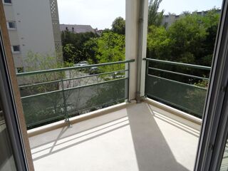  Appartement à louer 2 pièces 32 m²