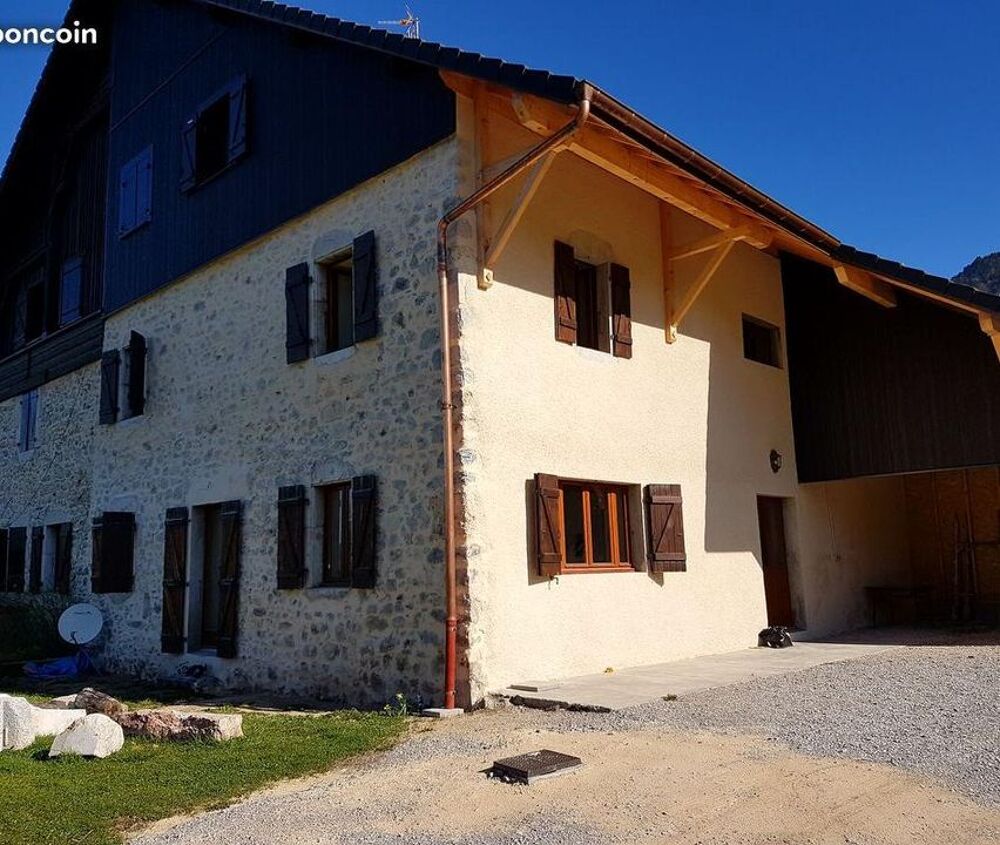 Location Appartement Appartement de 120m2 à louer sur Ville-en-Sallaz Ville en sallaz