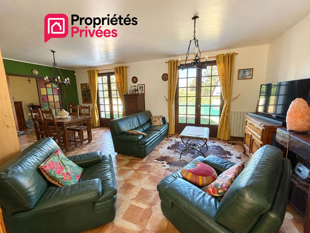 Vente Maison Maison 5 pièces 142m2 sur grand sous-sol total 3 chambres 3 box extérieurs jardin 1100m2 219000 FAI Bois le roi