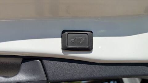 RAV 4 2.5 VVT-i 218 Hybrid E-CVT Dynamic 2023 occasion 26270 Loriol Sur Drome