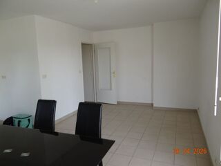  Appartement à louer 2 pièces 50 m²