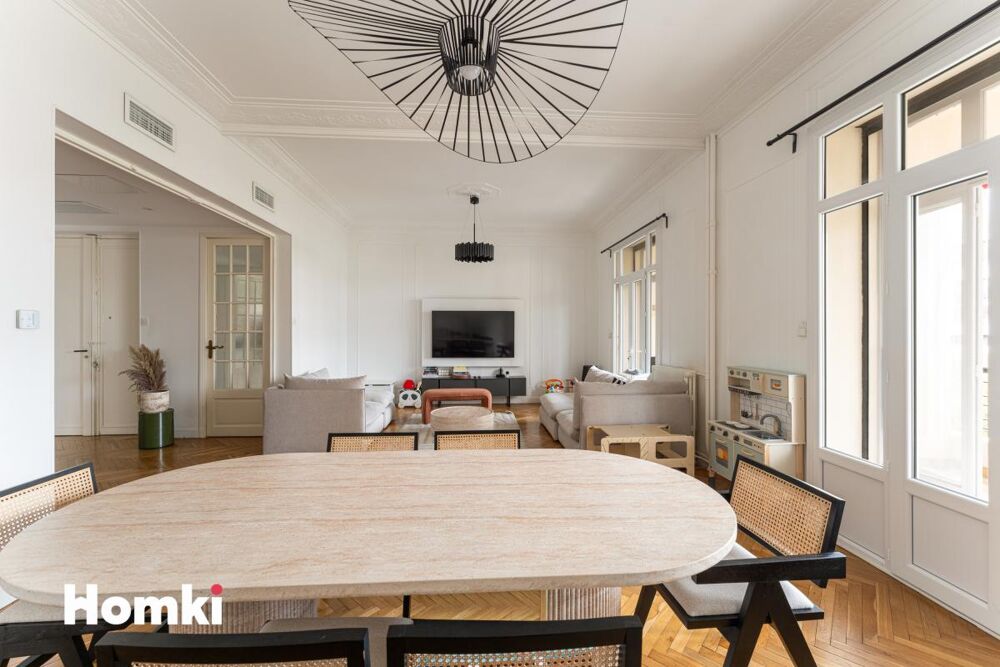 Appartement T3 de 103 m² à Marseille 13008, Avenue du Prado
