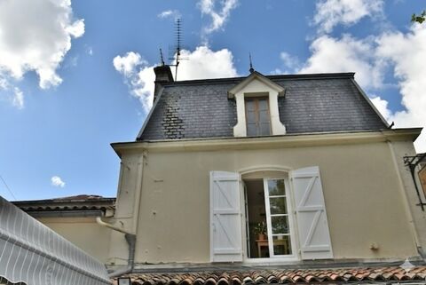 Local/bureau &agrave; vendre BARBEZIEUX SAINT HILAIRE (16) 179000 16300 Barbezieux saint hilaire