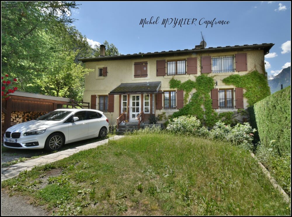 Vente Maison À L'Argentière-la-Bessée, maison de caractère sur plus de 2 500 m² de terrain, volumes, annexes et vraie présence L argentiere la bessee