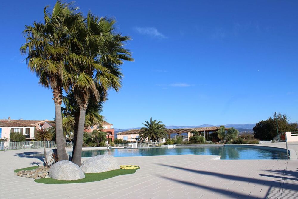 Vente Appartement Appartement meublé 65m2 vue mer Roquebrune sur argens