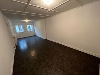  Appartement à louer 2 pièces 55 m²