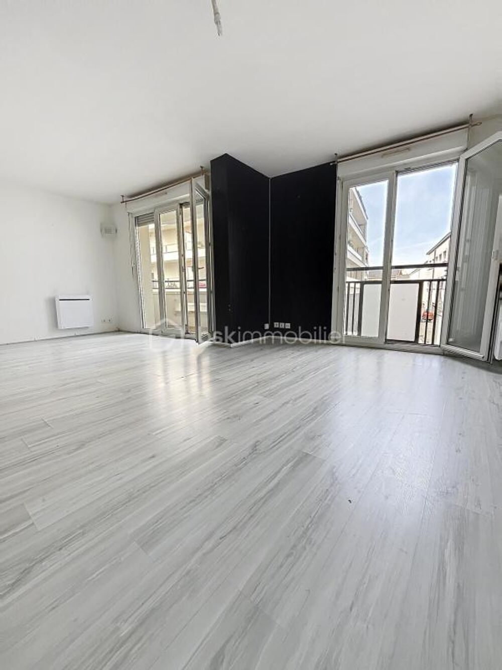 Un appartement moderne et lumineux avec vue sur Reims!