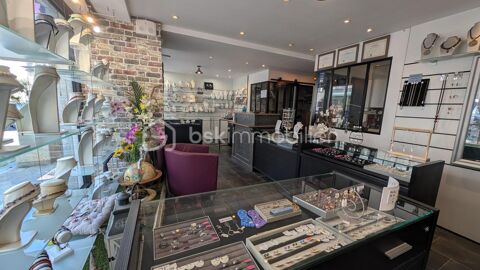 &Agrave; saisir !  Local commercial de 47 m&sup2; en plein centre ville de Brie-Comte-Robert 1380 77170 Brie comte robert