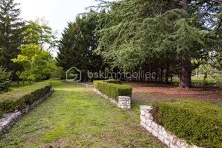  Propri�t�/ch�teau � vendre 7 pi�ces 186 m�