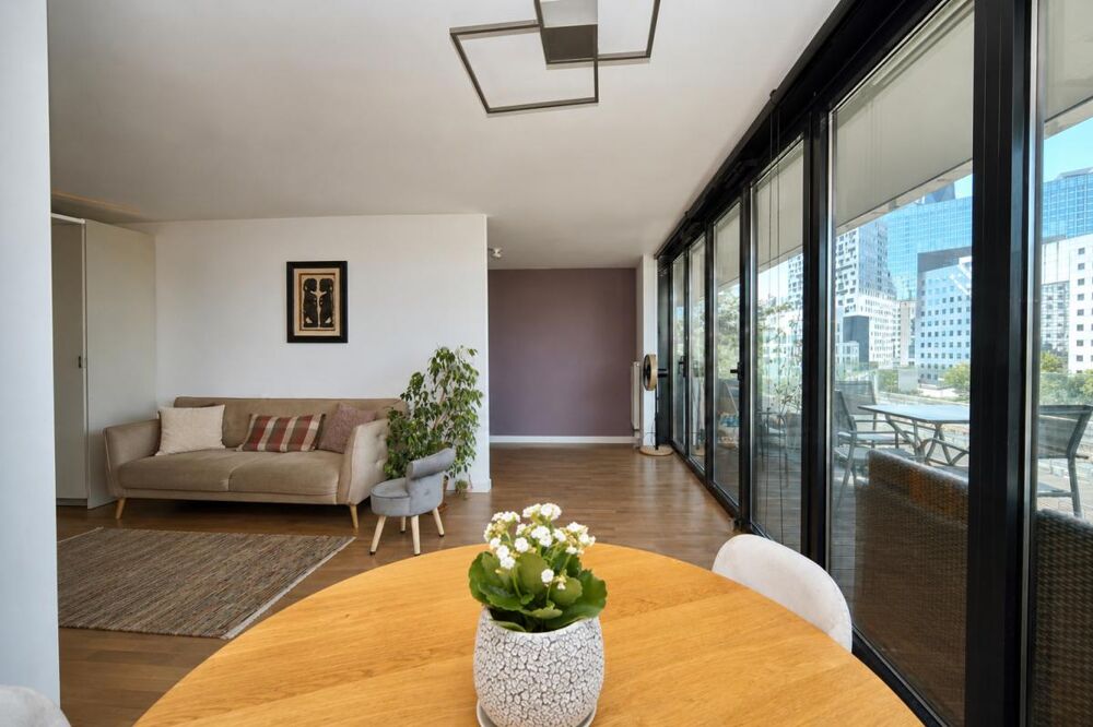 Vente Appartement La Défense - T4 81m2 avec 19m2 de terrasse résidence One Nanterre