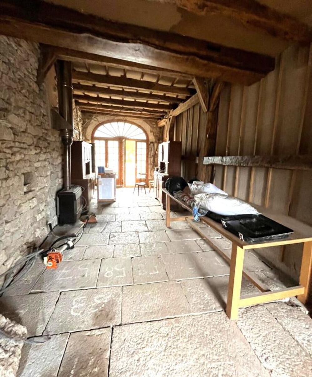 Vente Maison Maison en pierres, à  finir de rénover - avec belle vue -  Vosbles-Valfin (Chavagna) Vosbles valfin