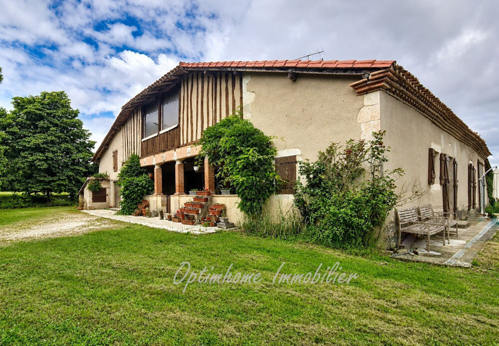 Maison 6 pièces 227 m² · à Lavit de Lomagne · 227 m² · 340 000 €