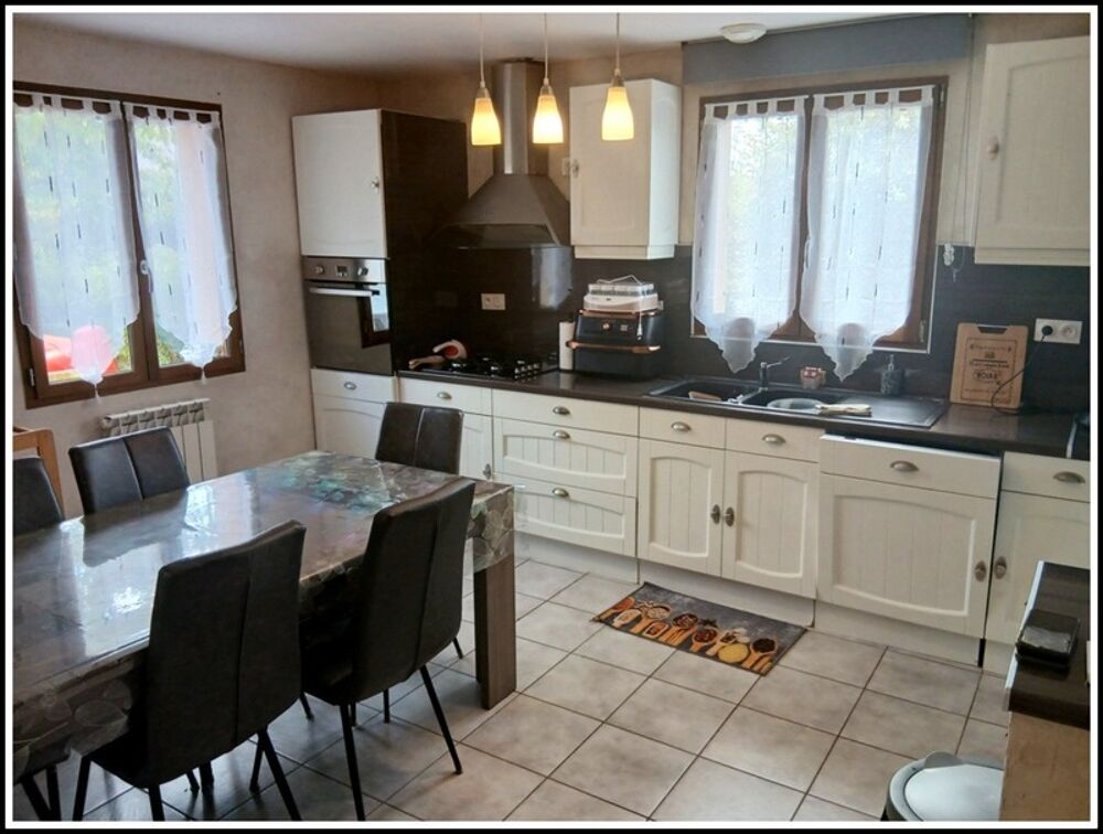 Vente Maison Maison à vendre 4 pièces SAINT MENOUX (03) Saint menoux