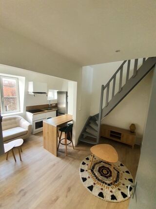  Appartement à louer 2 pièces 30 m²