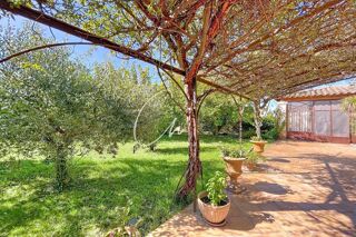  Propri�t�/ch�teau � vendre 7 pi�ces 230 m�