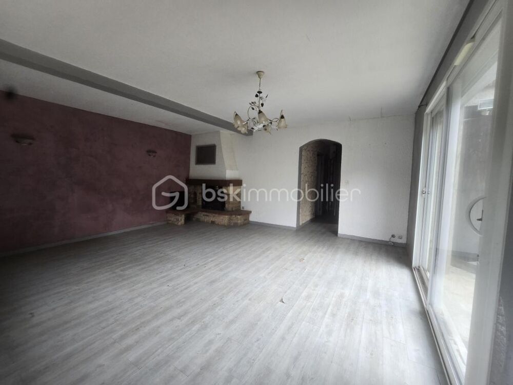Vente Maison Maison de caractère à rénover au Péage-de-Vizille – 118 m² habitables – 3 588 m² de terrain Vizille