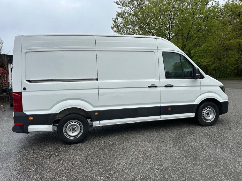 Crafter VAN II 2.0 TDI 102 30 L3H3 BUSINESS LINE PRIX TTC 2019 occasion 78240 Chambourcy