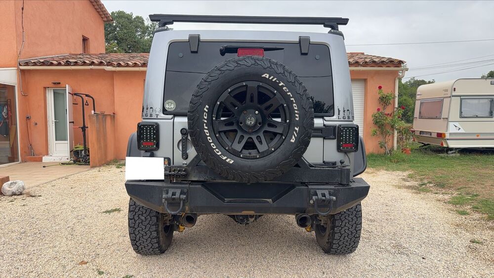 Wrangler 2.8 CRD 200 4WD Sahara 2015 occasion 83720 Trans En Provence
