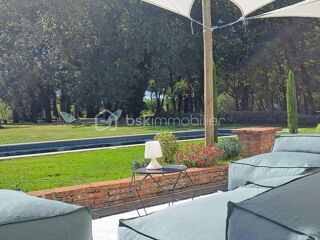  Proprit/chteau  vendre 9 pices 310 m